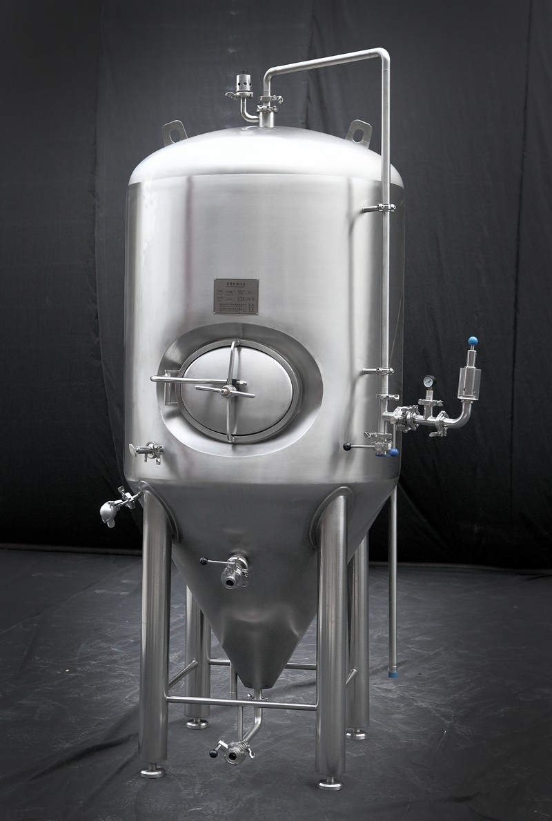 jacketed fermenter-fermenter-fermentation tank-stainless steel-3BBL-500L-1000L.jpg